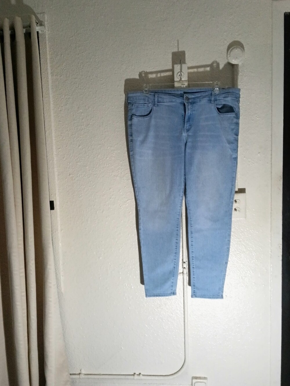 Old Navy Rockstar Mid-Rise Light Blue Jeans